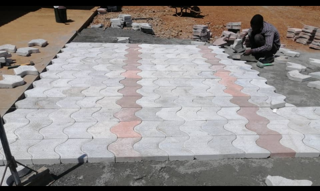 Fitting interlocking Blocks